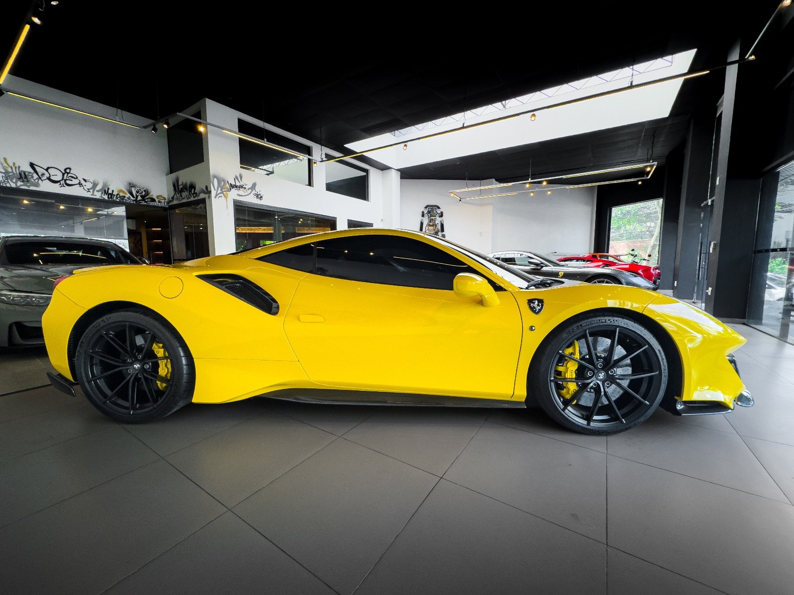 Ferrari 488 Pista 2019 Amarelo — foto 4