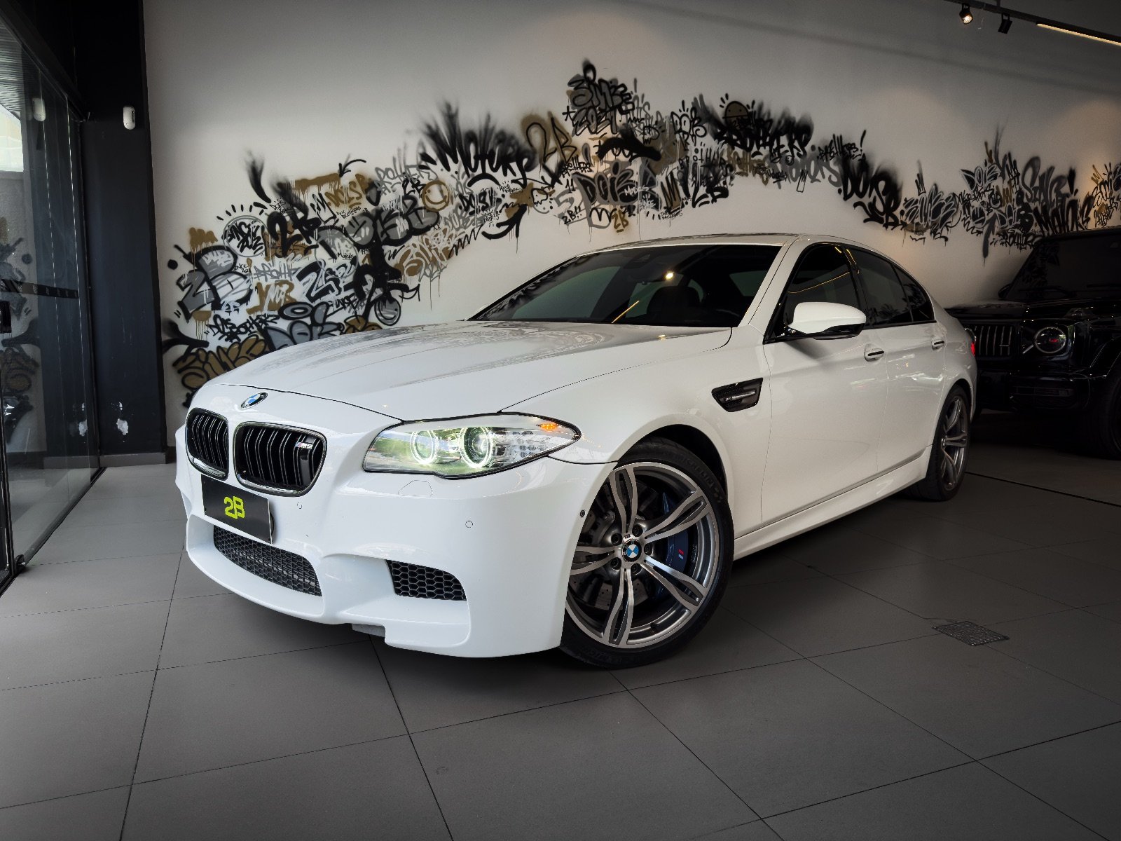 BMW M5 F10 2013 Branca — foto 1