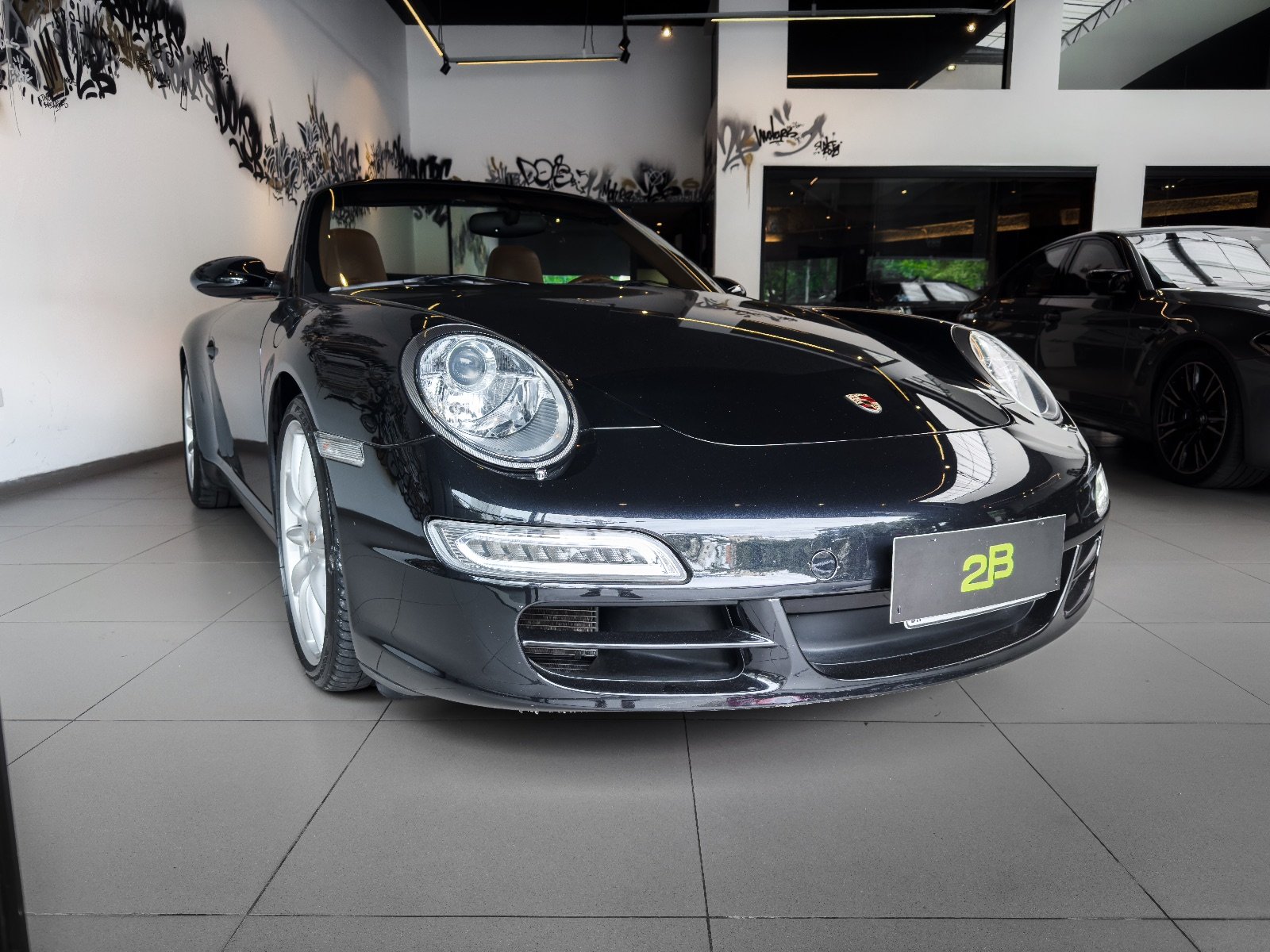 Porsche 911 Carrera Cabriolet 2008 Preta — foto 4