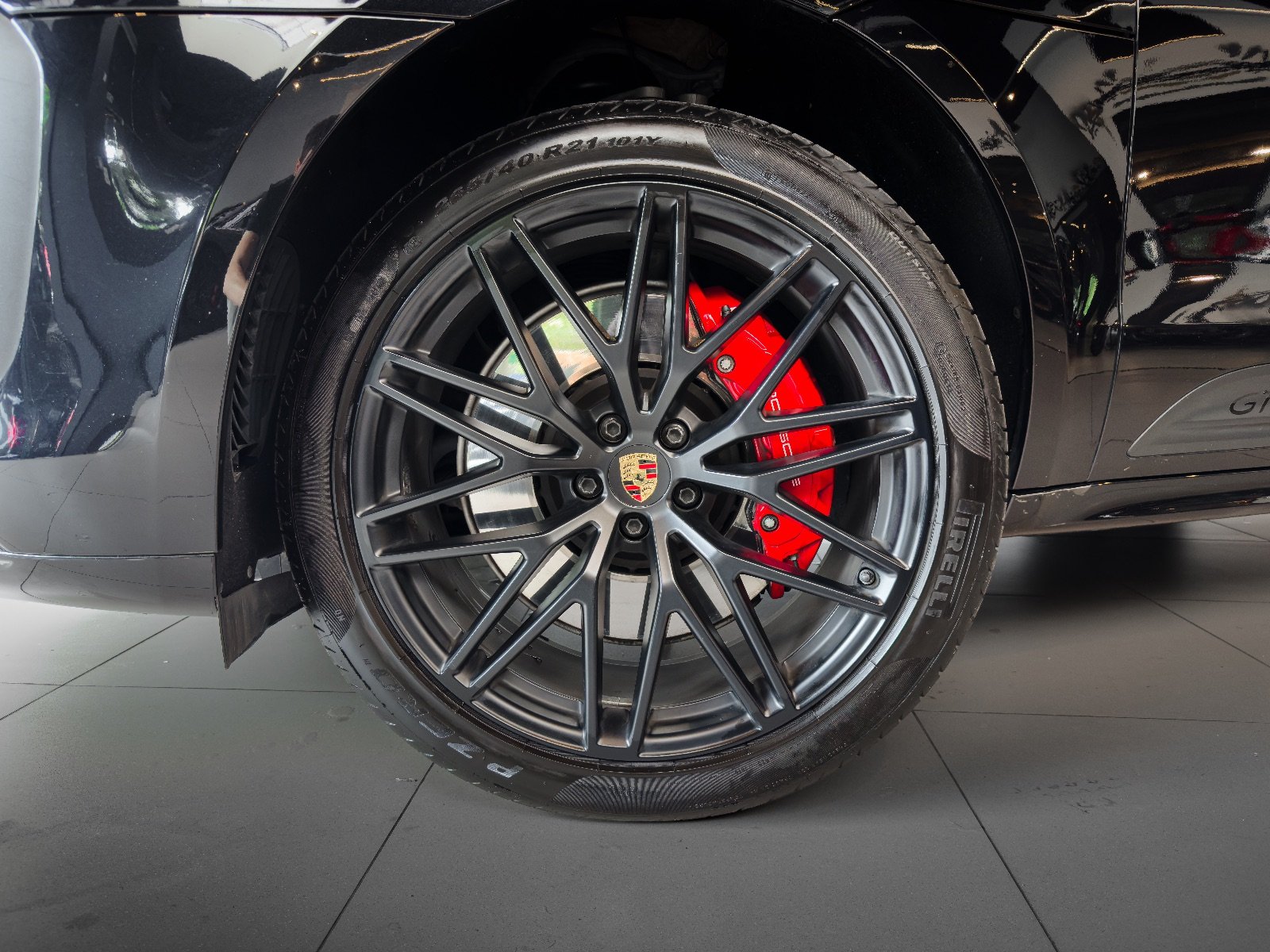 Porsche Macan GTS 2024 Preto — foto 8