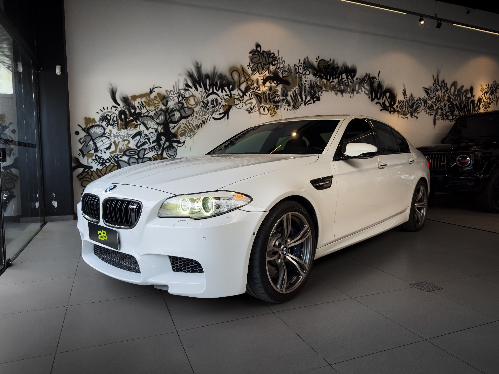 BMW M5 F10 2013 Branca — foto 2