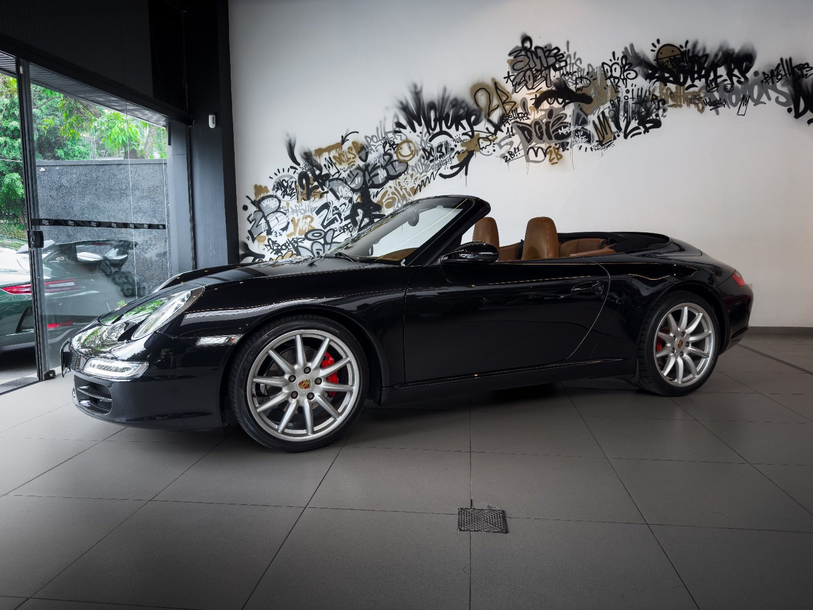 Porsche 911 Carrera Cabriolet 2008 Preta — foto 6
