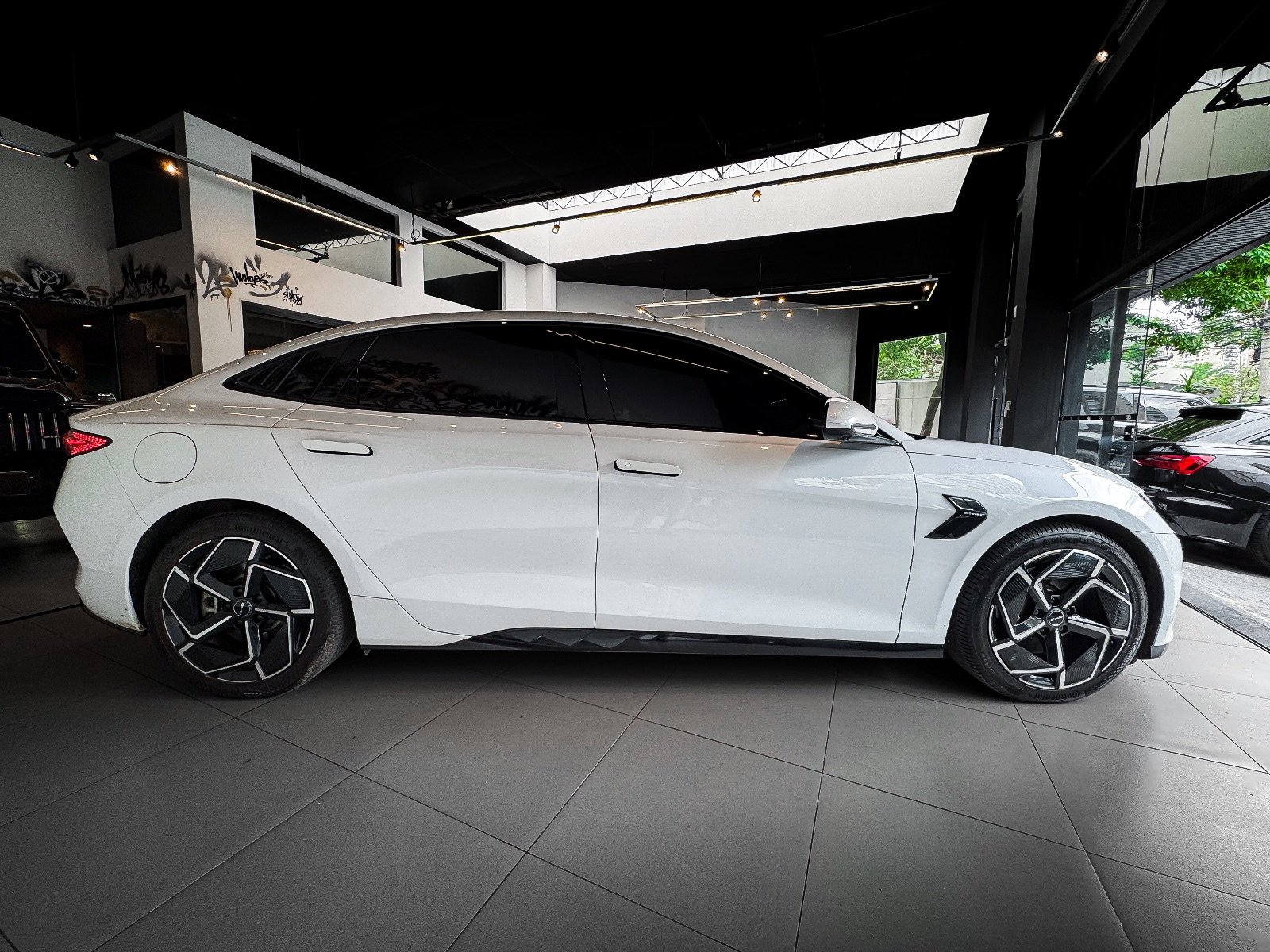 BYD Seal 2024 Branca — foto 3