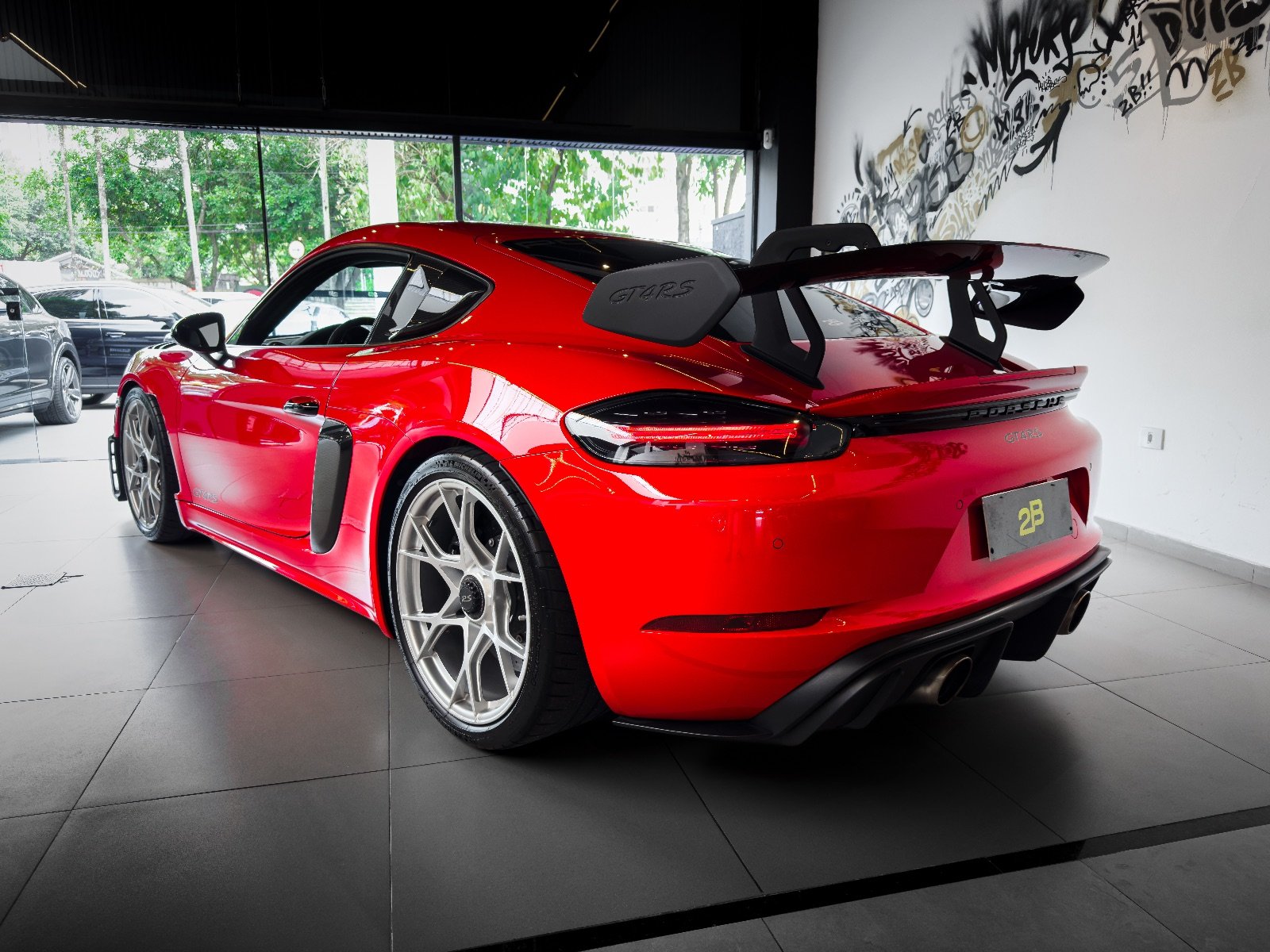 Porsche 718 Cayman GT4 RS 2024 Vermelho — foto 7
