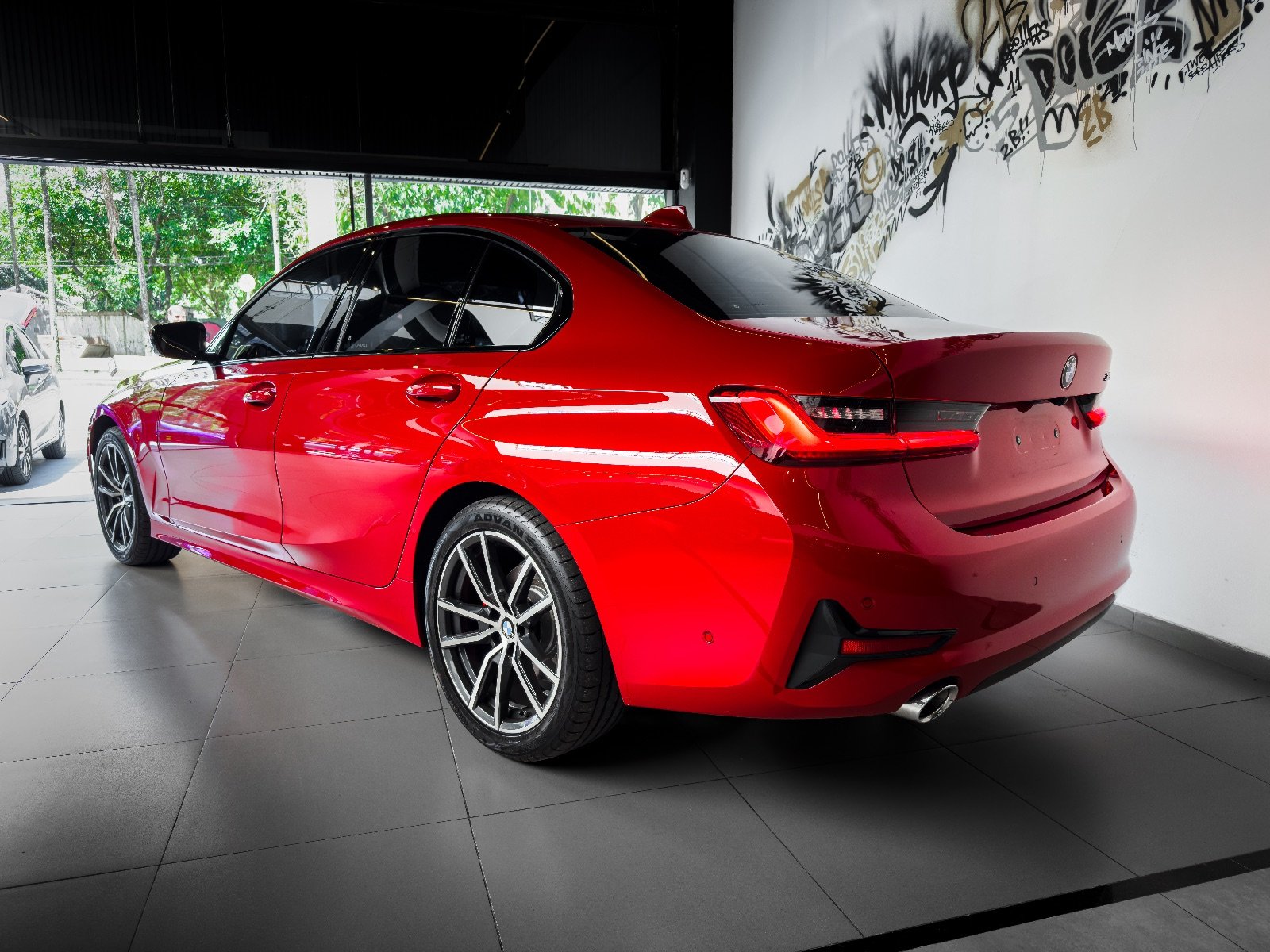 BMW 320i Sport 2020 Vermelha — foto 6