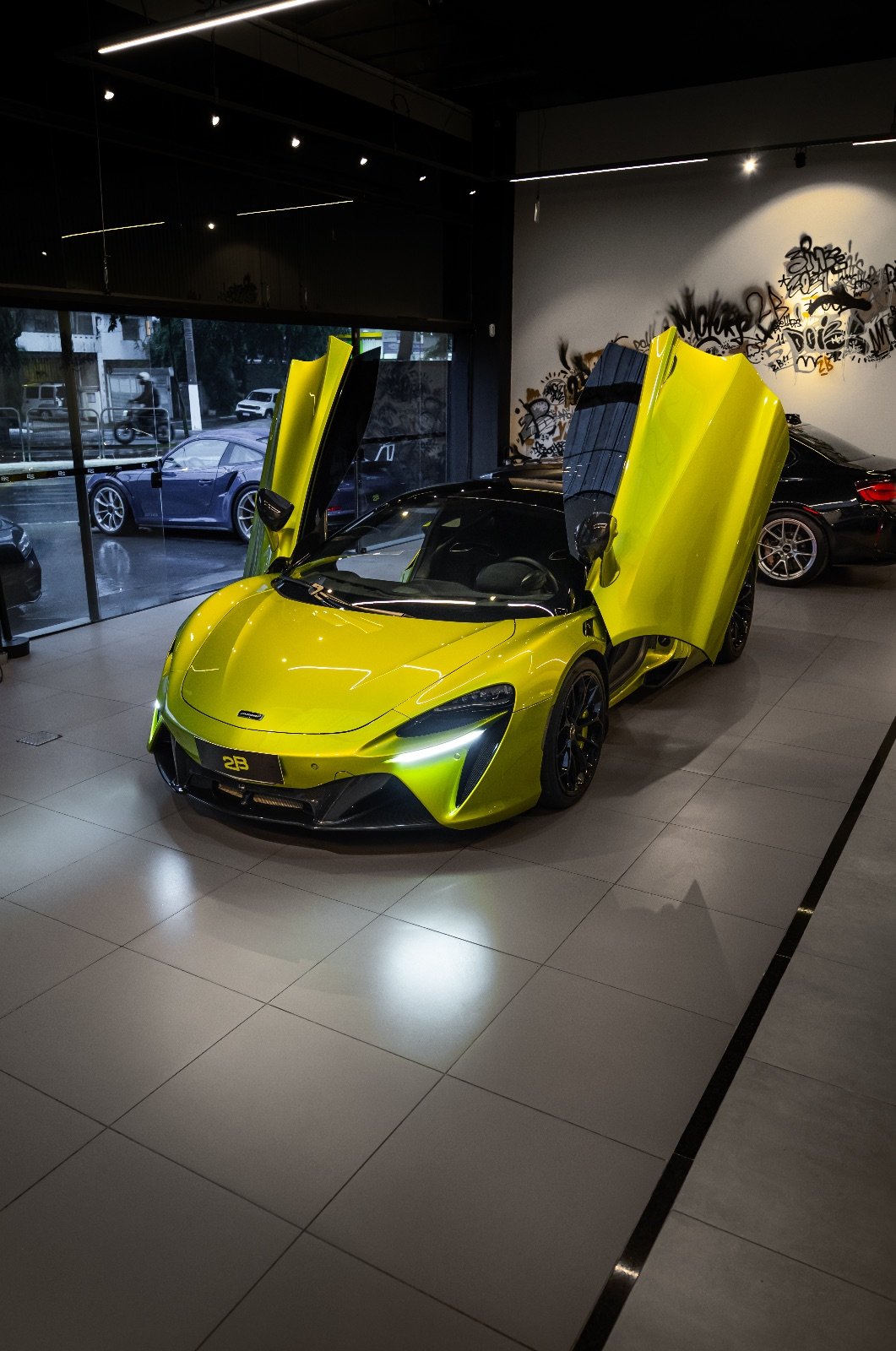 McLaren Artura 2023 Verde — foto 2