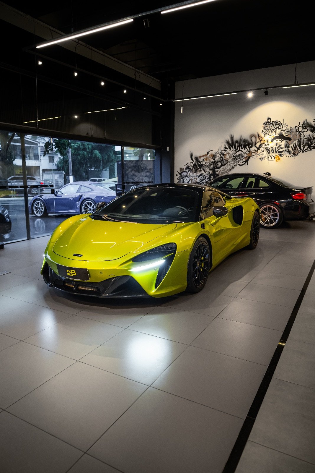 McLaren Artura 2023 Verde — foto 1