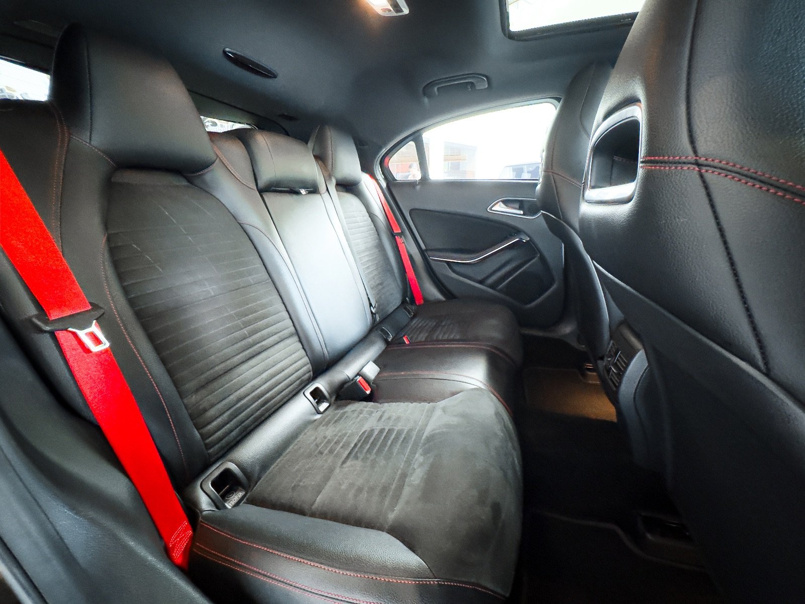 Mercedes-Benz A250 Sport 2015 Preto — foto 9