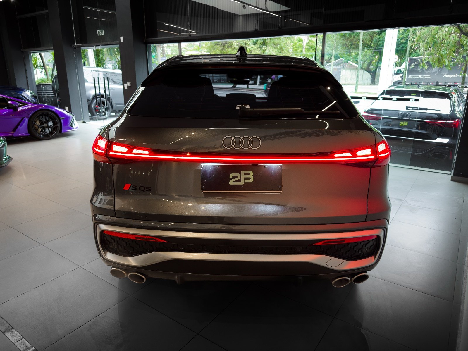 Audi SQ5 2025 Cinza — foto 7